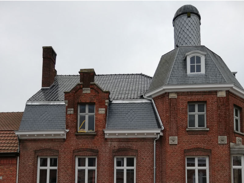 Remplacement de toiture sur monument classé
