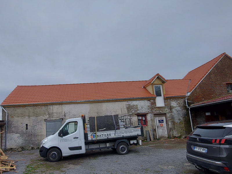 Toiture De Ferme En Cours De Renovation A Nieppe